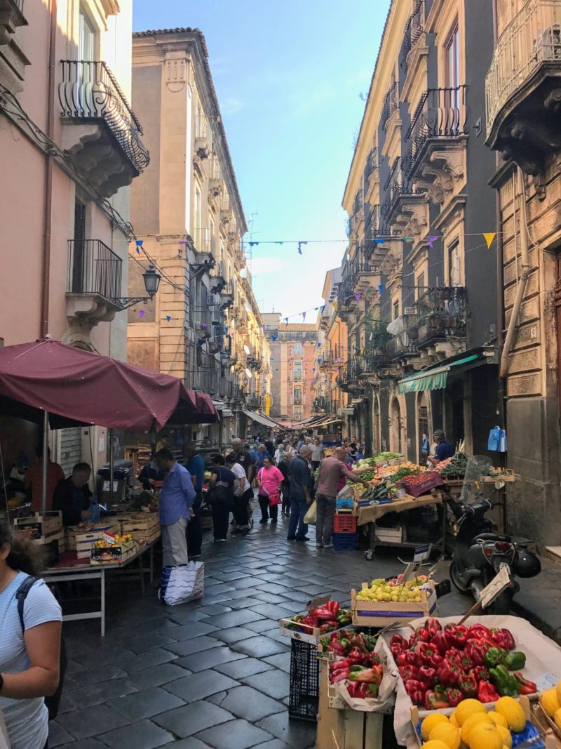24 hours of eating in Catania: fish market, Al Vicolo Pizza and Granita at Savia